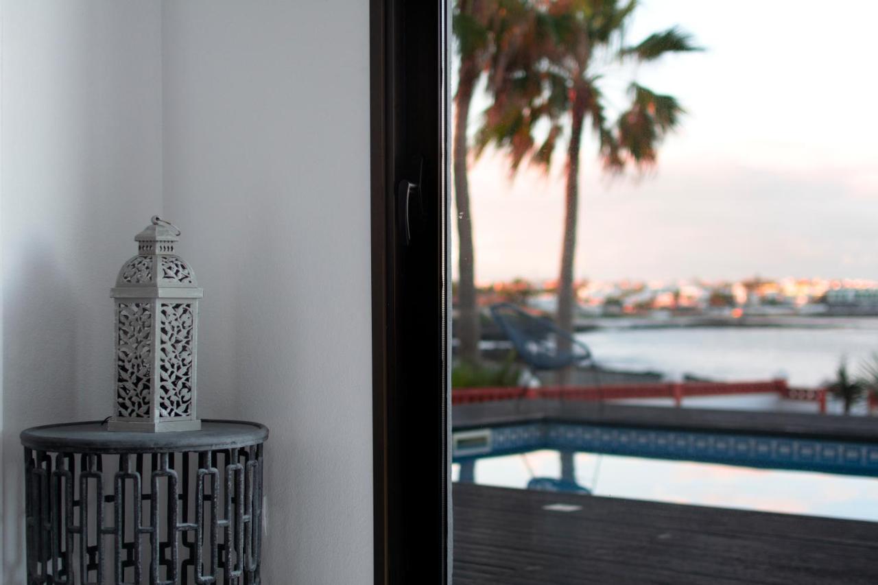 Villa Los Flamencos By Veaco- Beachfront & Pool Corralejo Exterior photo